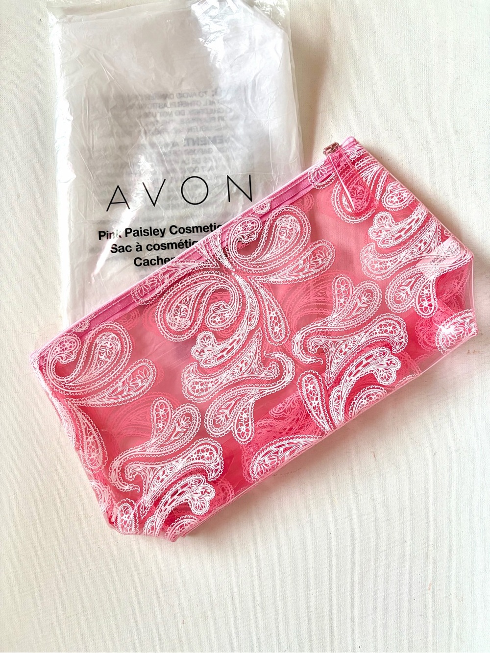 Avon Pink Paisley Zip Cosmetic Pouch